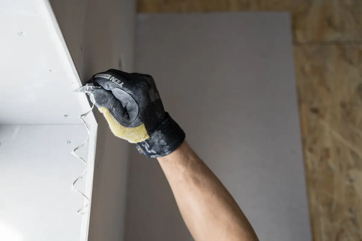 Drywall finishing with joint compound in Kyle, TX